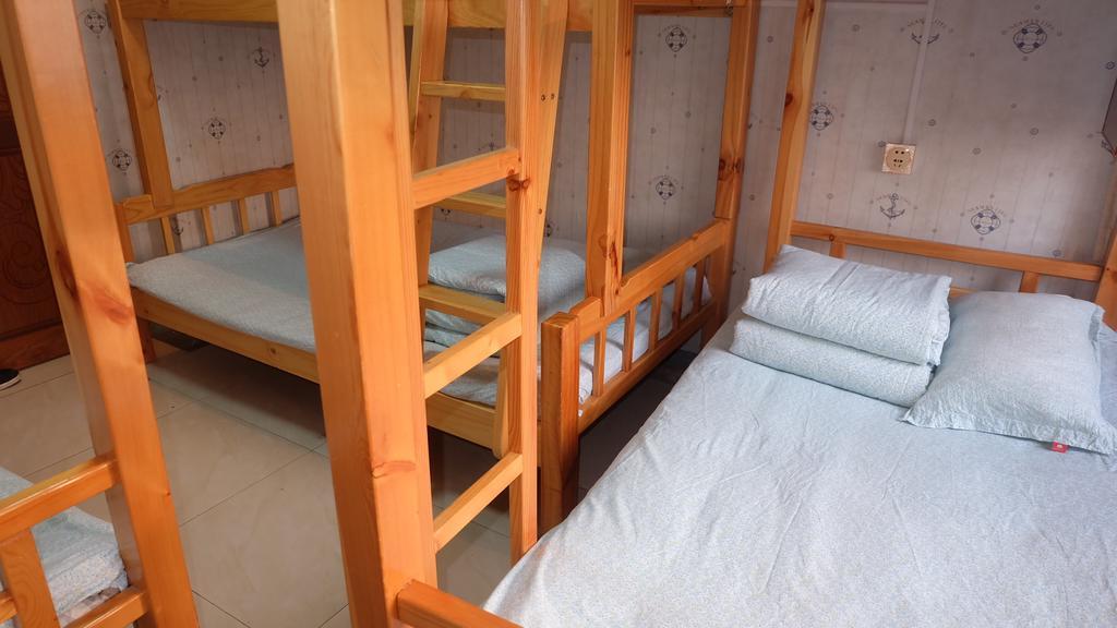 Liusu Hostel Jinling Branch Nanjing (Jiangsu) Bagian luar foto